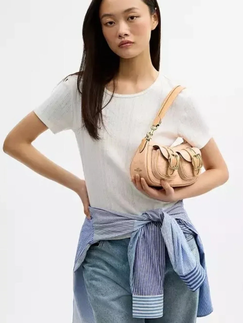 Coach Ashton Shoulder Bag In Signature Leather